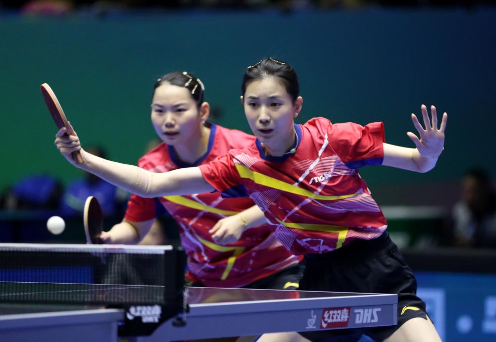 通过他们的 通过他们的